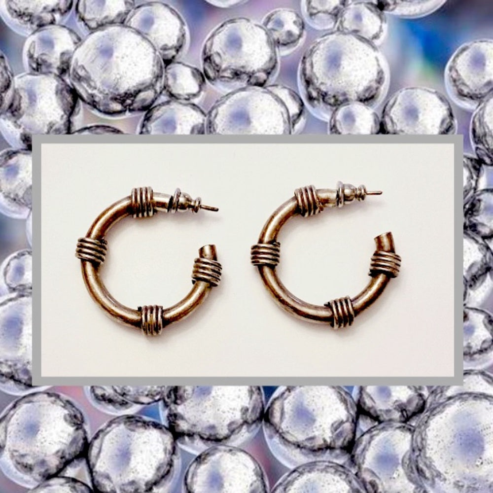 VINTAGE STERLING SILVER HOOPS