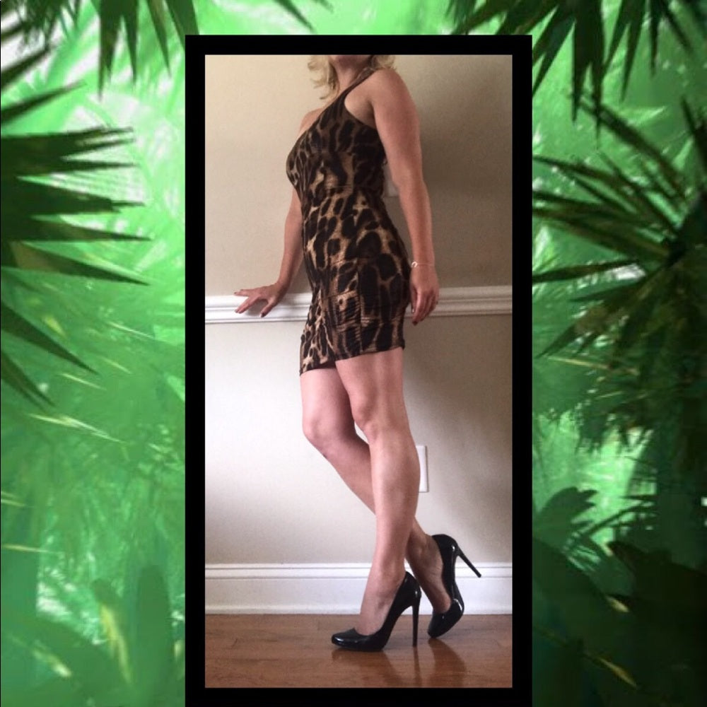 SYMPHONY BODY-CON LEOPARD PRINT DRESS