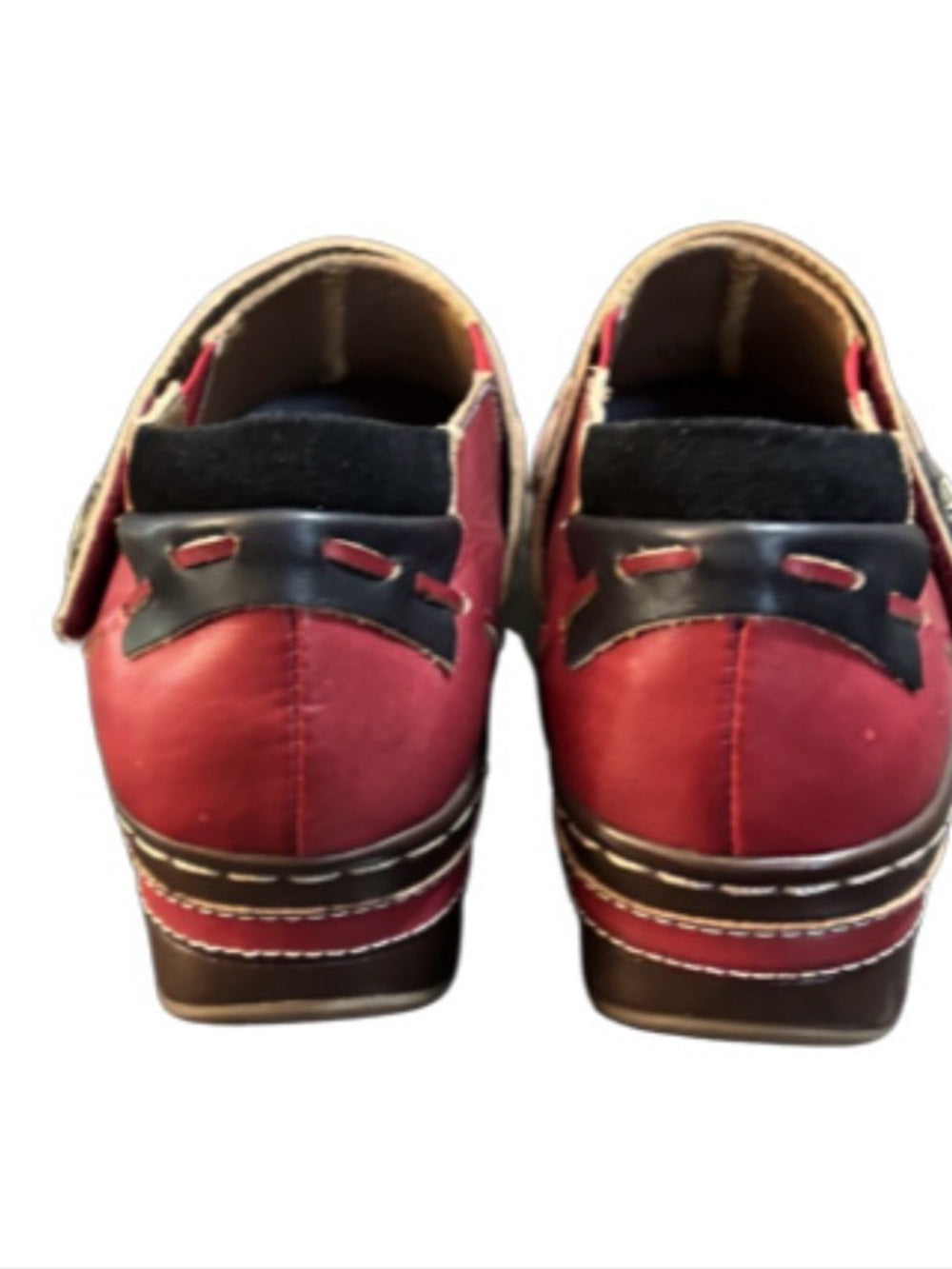 Women’s Colorblock Leather Clog Mules in Red, Black & Tan