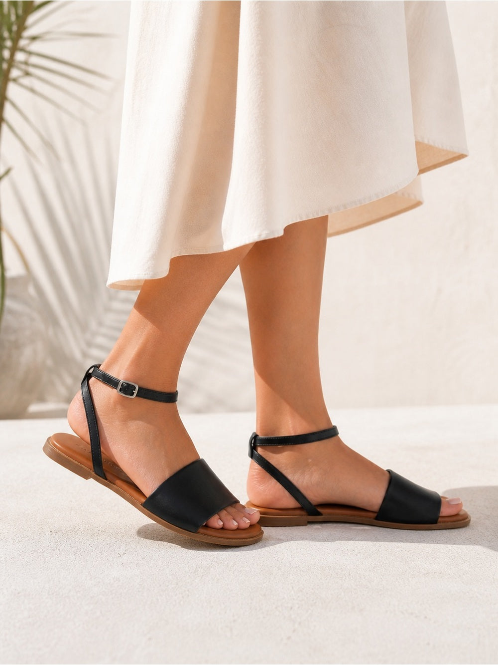 Cynthia Rowley Black Ankle-Strap Leather Flat Sandals